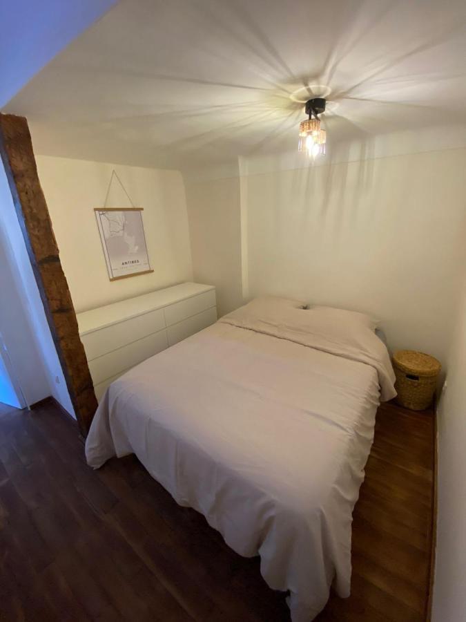 Apartment With Mediterranean Charm In The Heart Of The Provencal Market Antibes Eksteriør bilde