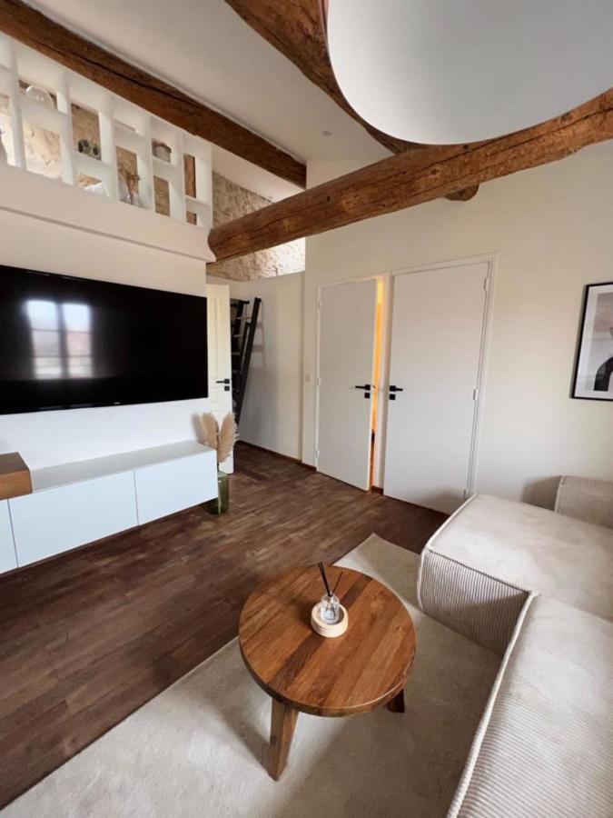 Apartment With Mediterranean Charm In The Heart Of The Provencal Market Antibes Eksteriør bilde