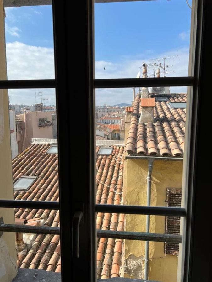 Apartment With Mediterranean Charm In The Heart Of The Provencal Market Antibes Eksteriør bilde